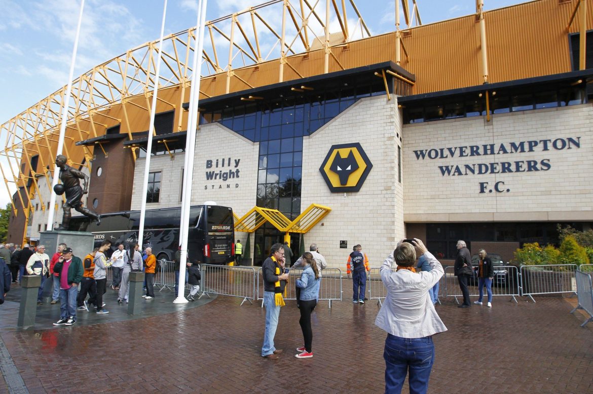 Wolves fans drool over Daniel Podence